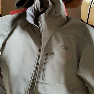 Men's North Face Apex bionic hooded jacket